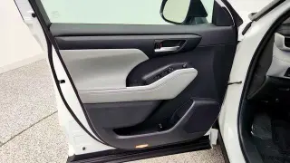 Toyota Highlander 2023 AWD L 4dr SUV