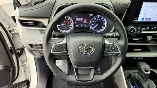 Toyota Highlander 2023 AWD L 4dr SUV