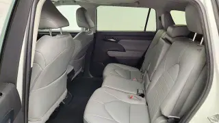 Toyota Highlander 2023 AWD L 4dr SUV