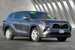 Toyota Highlander 2023 LE 4dr SUV