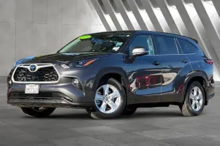 Toyota Highlander 2023 LE 4dr SUV