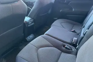 Toyota Highlander 2023 LE 4dr SUV