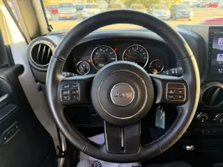Jeep Wrangler Unlimited Sport 4WD 2017