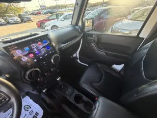 Jeep Wrangler Unlimited Sport 4WD 2017