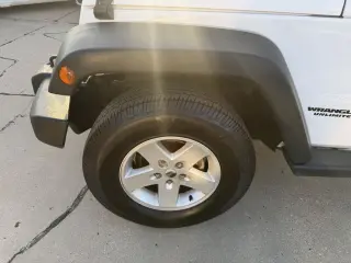 Jeep Wrangler Unlimited Sport 4WD 2017