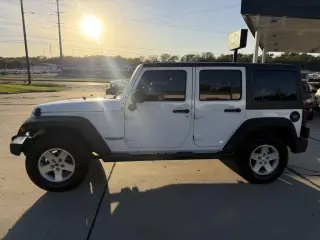 Jeep Wrangler Unlimited Sport 4WD 2017