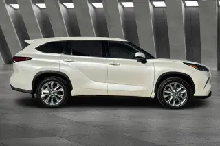 Toyota Highlander 2021 AWD Limited 4dr SUV