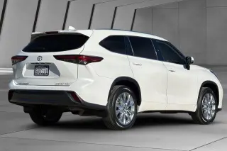 Toyota Highlander 2021 AWD Limited 4dr SUV