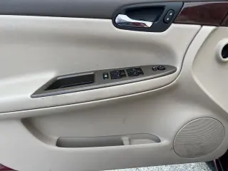 2006 Chevrolet Impala 4dr Sdn LT 3.5L