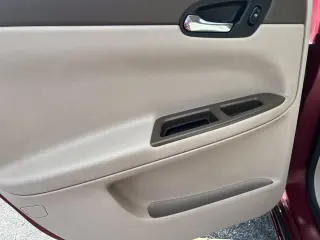 2006 Chevrolet Impala 4dr Sdn LT 3.5L