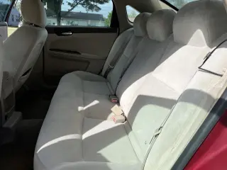 2006 Chevrolet Impala 4dr Sdn LT 3.5L