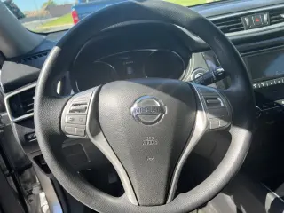 2015 Nissan Rogue FWD 4dr SV