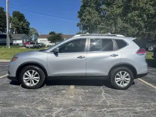2015 Nissan Rogue FWD 4dr SV