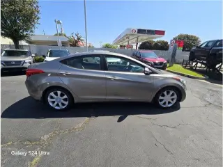 Hyundai ELANTRA 2013 GLS Sedán 4 puertas 6M