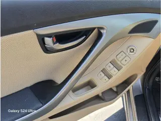 Hyundai ELANTRA 2013 GLS Sedán 4 puertas 6M