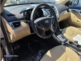 Hyundai ELANTRA 2013 GLS Sedán 4 puertas 6M
