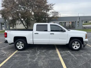 2014 Chevrolet Silverado 1500 4WD Crew Cab 143.5" LT w/2LT