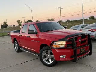 2012 RAM 1500 ST Crew Cab 4WD