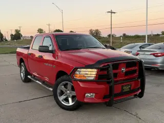 2012 RAM 1500 ST Crew Cab 4WD