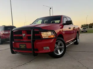2012 RAM 1500 ST Crew Cab 4WD