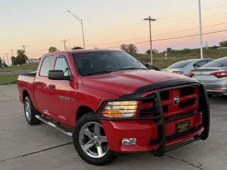 2012 RAM 1500 ST Crew Cab 4WD