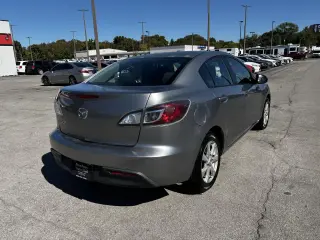 2010 Mazda MAZDA3 4dr Sdn Auto i Touring