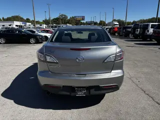 2010 Mazda MAZDA3 4dr Sdn Auto i Touring