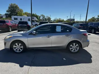 2010 Mazda MAZDA3 4dr Sdn Auto i Touring
