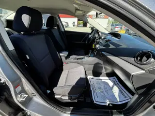 2010 Mazda MAZDA3 4dr Sdn Auto i Touring