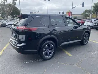 Nissan Rogue 2025 SV 4dr Crossover