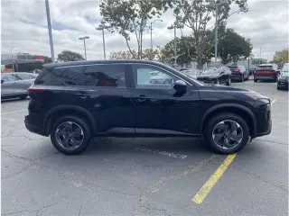 Nissan Rogue 2025 SV 4dr Crossover