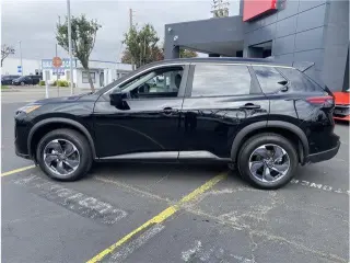 Nissan Rogue 2025 SV 4dr Crossover