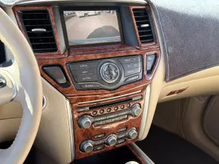 Nissan Pathfinder 2014 S 4 SUV