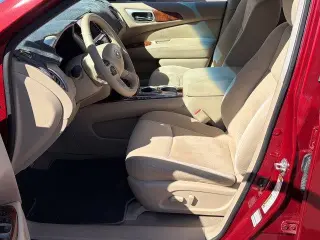 Nissan Pathfinder 2014 S 4 SUV