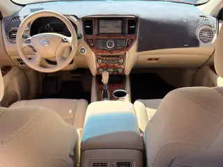 Nissan Pathfinder 2014 S 4 SUV