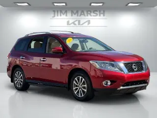 Nissan Pathfinder 2014 S 4 SUV