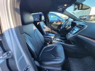 Lincoln MKC 2017 Reserve 4 SUV
