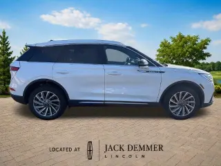 Lincoln Corsair 2023 AWD Reserve 4dr SUV
