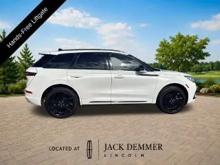 Lincoln Corsair 2024 AWD Reserve 4dr SUV