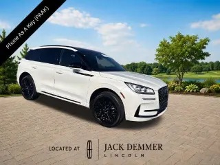 Lincoln Corsair 2024 AWD Reserve 4dr SUV