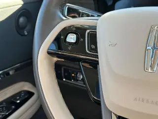 Lincoln Corsair 2024 AWD Reserve 4dr SUV