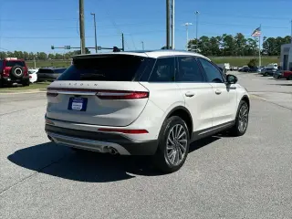 Lincoln Corsair 2023 Reserve 4dr SUV