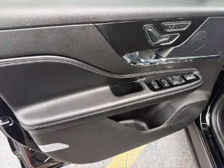 Lincoln Corsair 2024 Premiere 4dr SUV