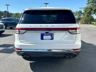 Lincoln Aviator 2022 AWD Reserve 4dr SUV