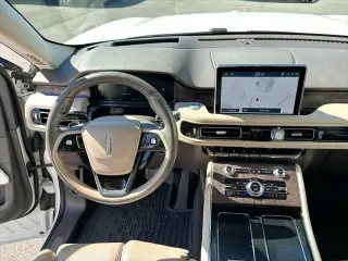 Lincoln Aviator 2022 AWD Reserve 4dr SUV