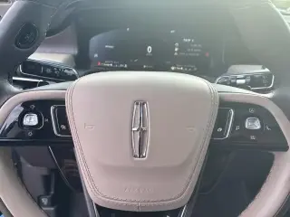 Lincoln Aviator 2024 AWD Reserve 4dr SUV