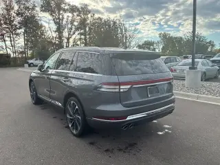 Lincoln Aviator 2024 AWD Reserve 4dr SUV