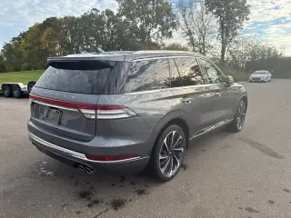 Lincoln Aviator 2024 AWD Reserve 4dr SUV