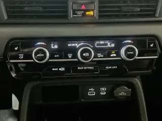 Honda Pilot 2023 AWD Touring 4dr SUV