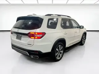 Honda Pilot 2023 AWD Touring 4dr SUV